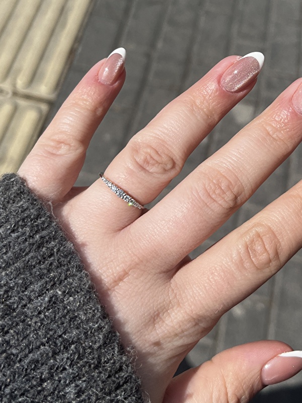 Kendime günlük kullanım için aldım. Çok güzel ve zarif, bayıldım. Zarif yüzükleri seviyorsanız mutlaka almalısınız.