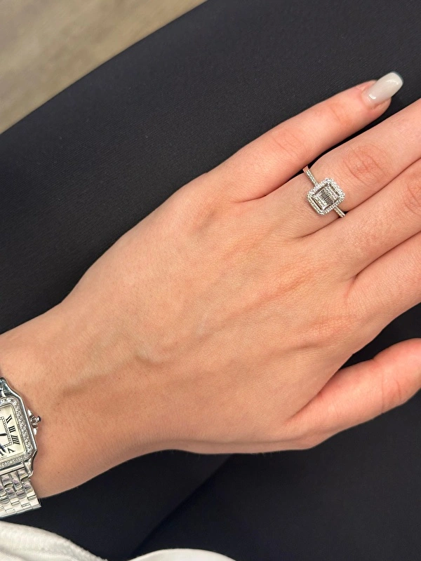 O kadar güzel bir pırlantaki hayalim blue Diamond eşsiz güzelliği ile gerçek oldu yıllar sonra gelen o güzellik gözlerimi alamıyorum