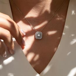 0,39 Karat Baget Pırlanta Kolye