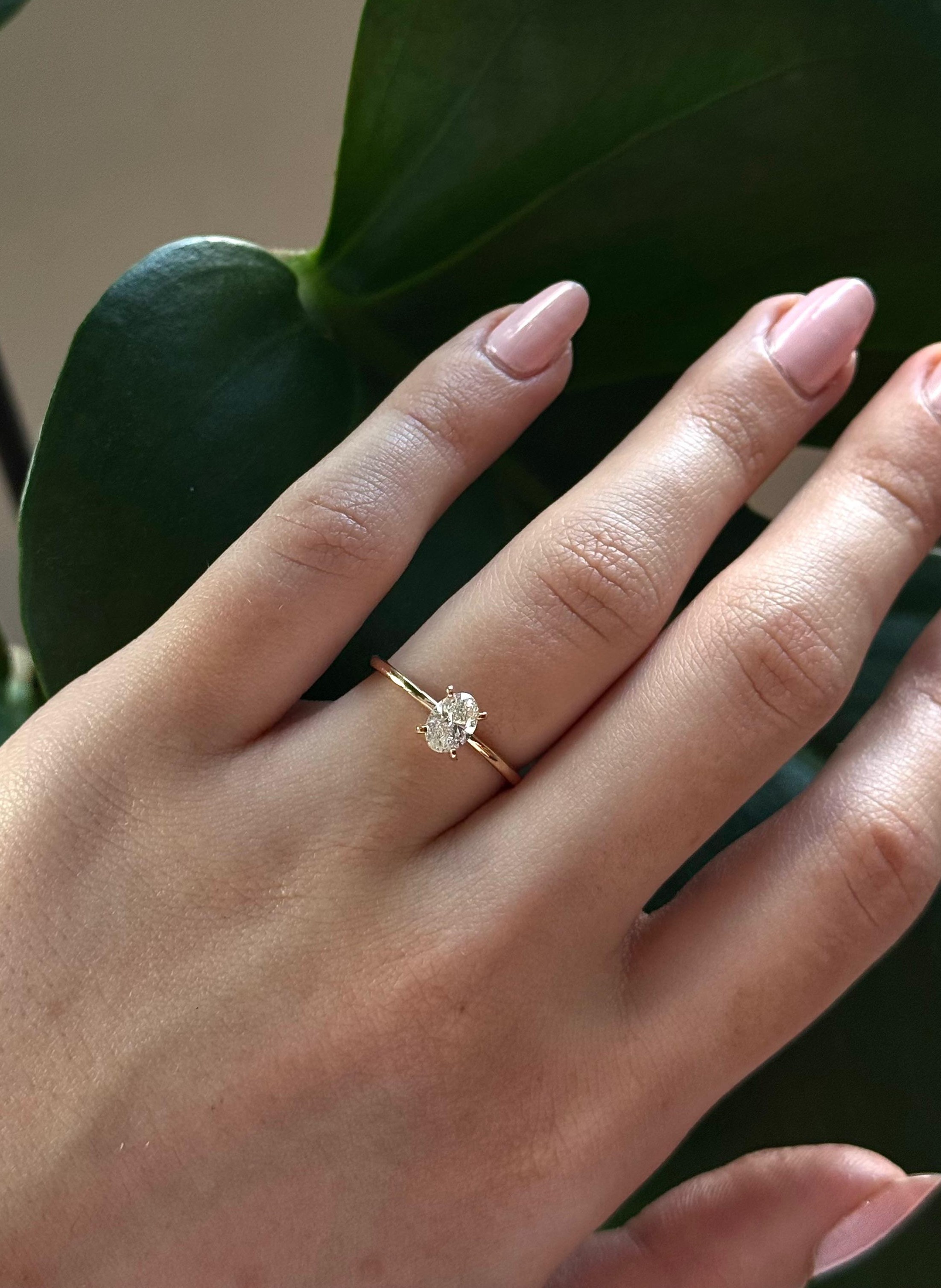0,50 Karat Oval Pırlanta Tektaş Yüzük